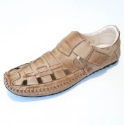 Men’s sandals of brown genuine leather