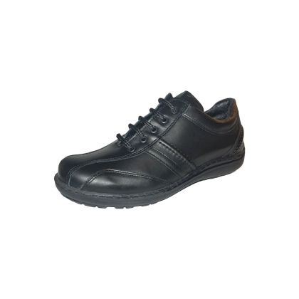 Men’s black shoes with laces