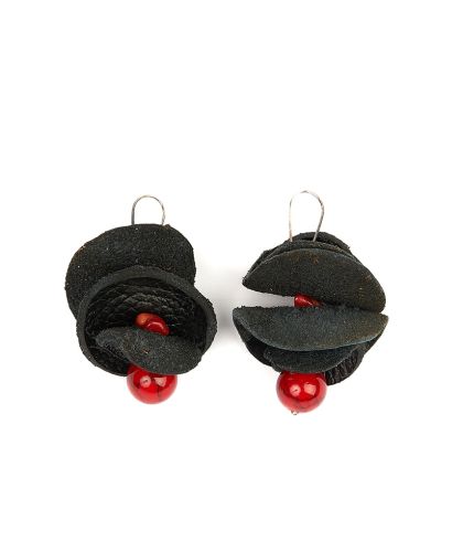 Обеци от кожа Black Truffle