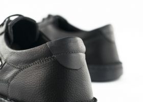 Черни мъжки обувки от естествена кожа