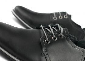 Мъжки обувки от естествена черна кожа