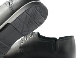Мъжки обувки от естествена черна кожа
