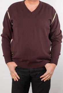Мъжки пуловер с шпиц деколте 
