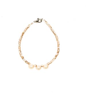 Нежна гривна с фини перли - Womanity