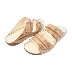Women’s slippers