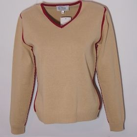 Дамски пуловер със страничен кант
