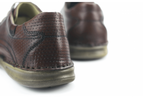Мъжки обувки от естествена кожа с връзки