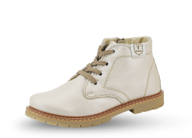 Kids' boots type chukka in light color