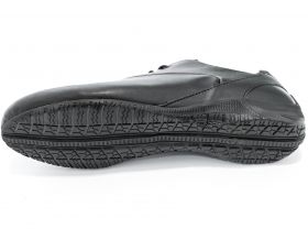 Леки мъжки спортни обувки от естествена кожа в черен цвят
